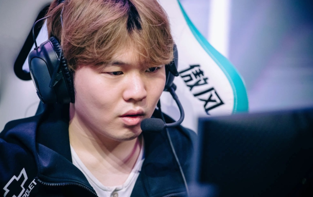 将是主教练 将是主教练