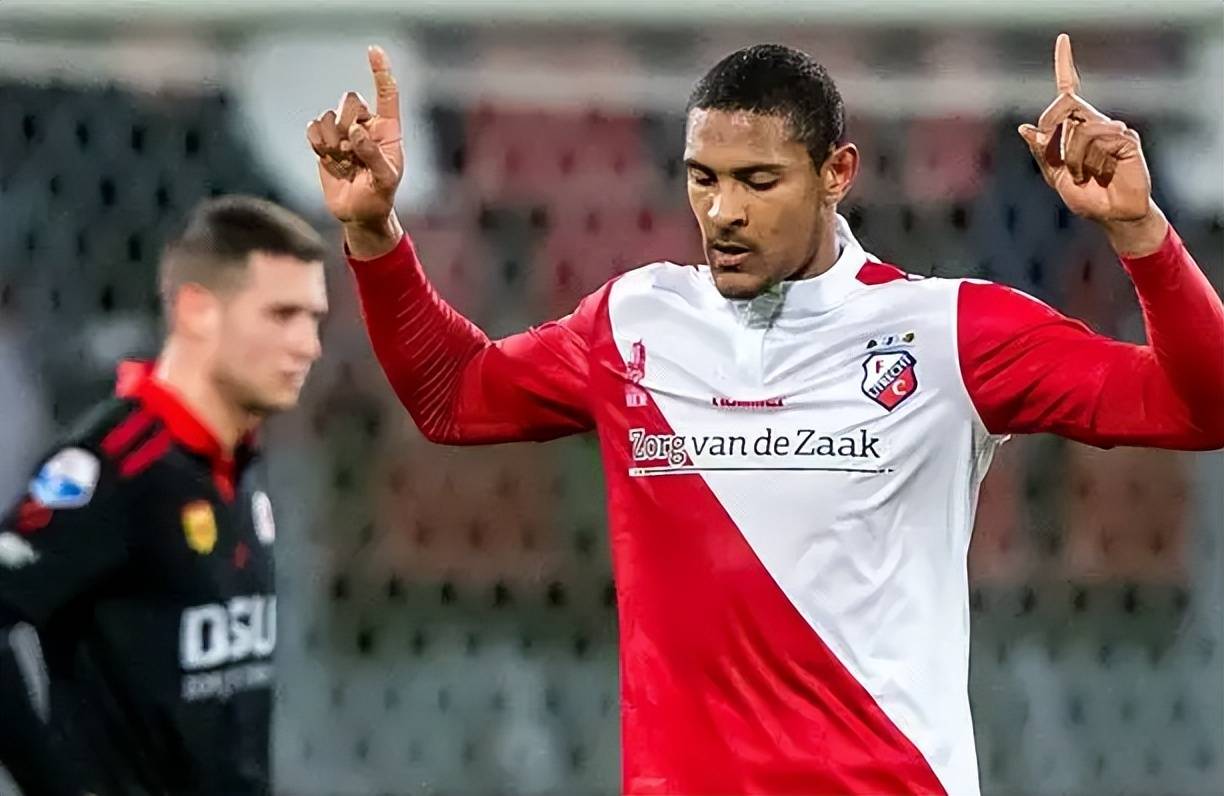 表现出色 表现出色