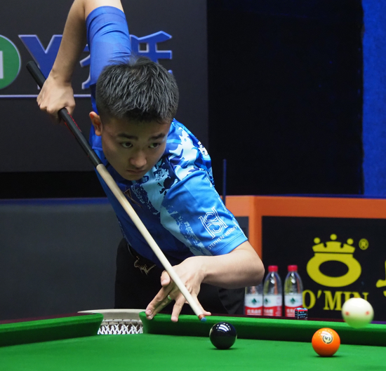 晋级决赛的 晋级决赛的